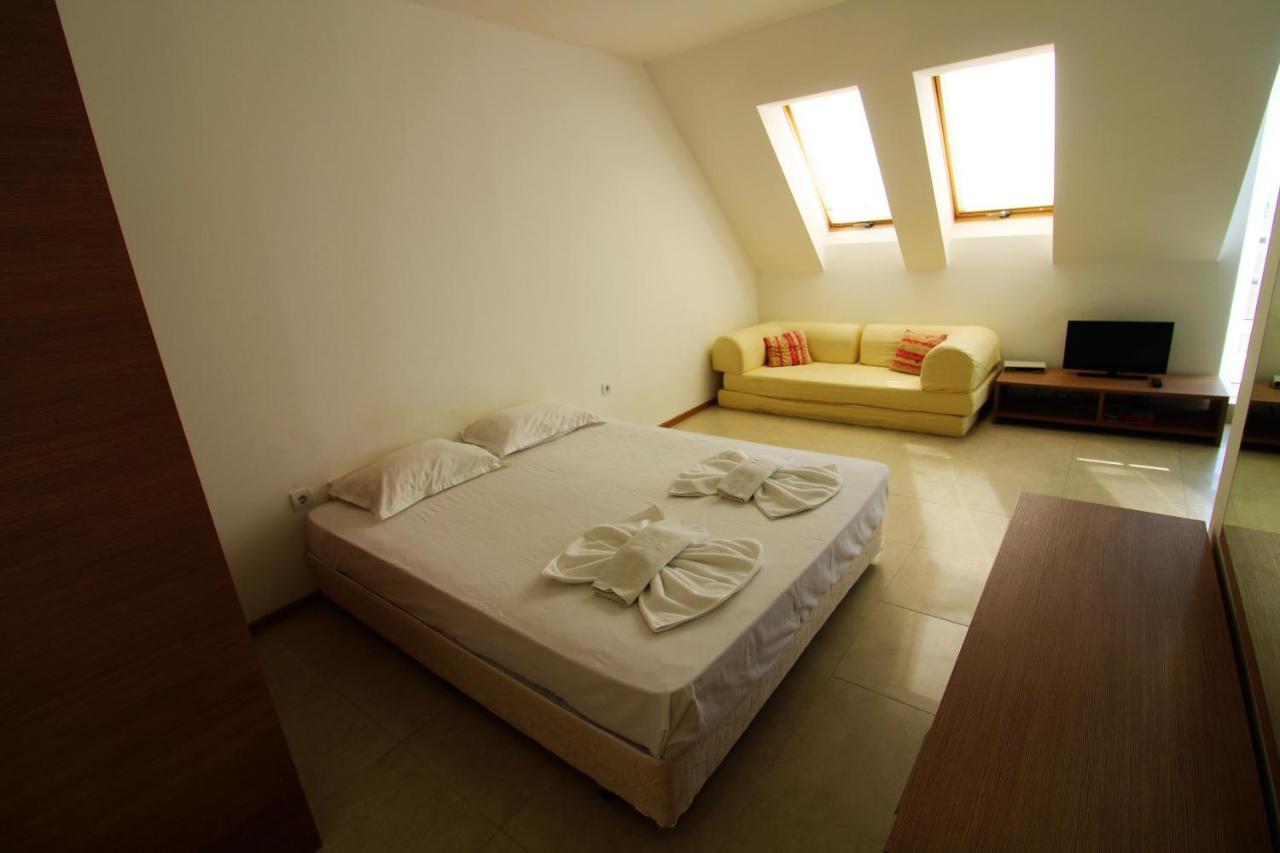 Menada Belle View Apartments Sveti Vlas Exterior photo