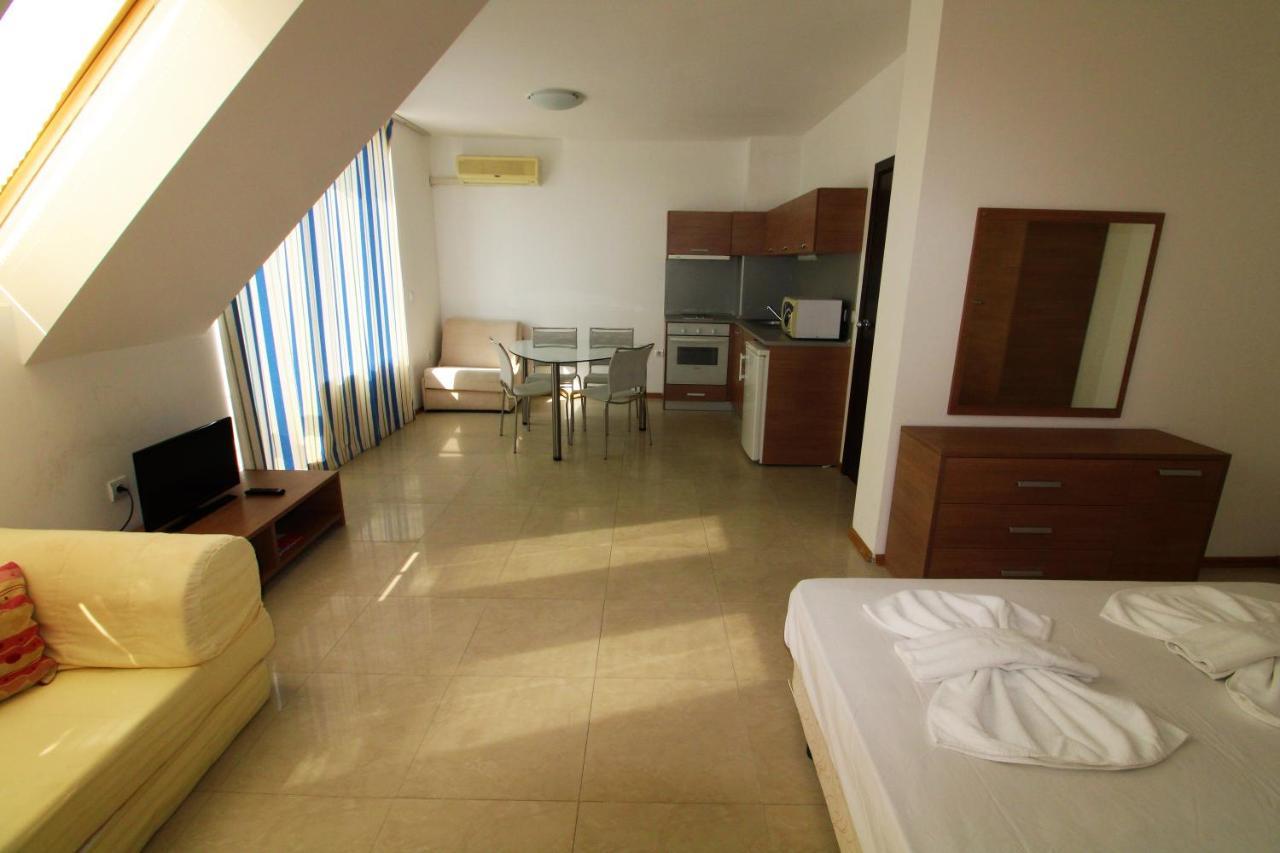 Menada Belle View Apartments Sveti Vlas Exterior photo