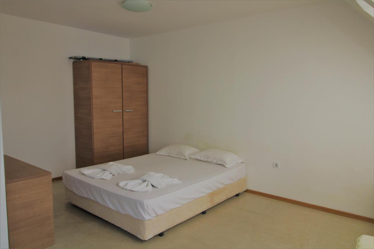 Menada Belle View Apartments Sveti Vlas Exterior photo
